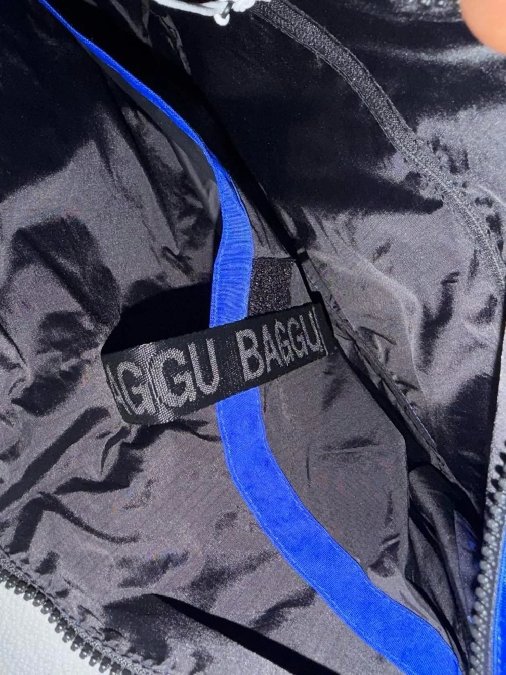 BAGGU Royal Blue Nylon Messenger Bag with Black Strap